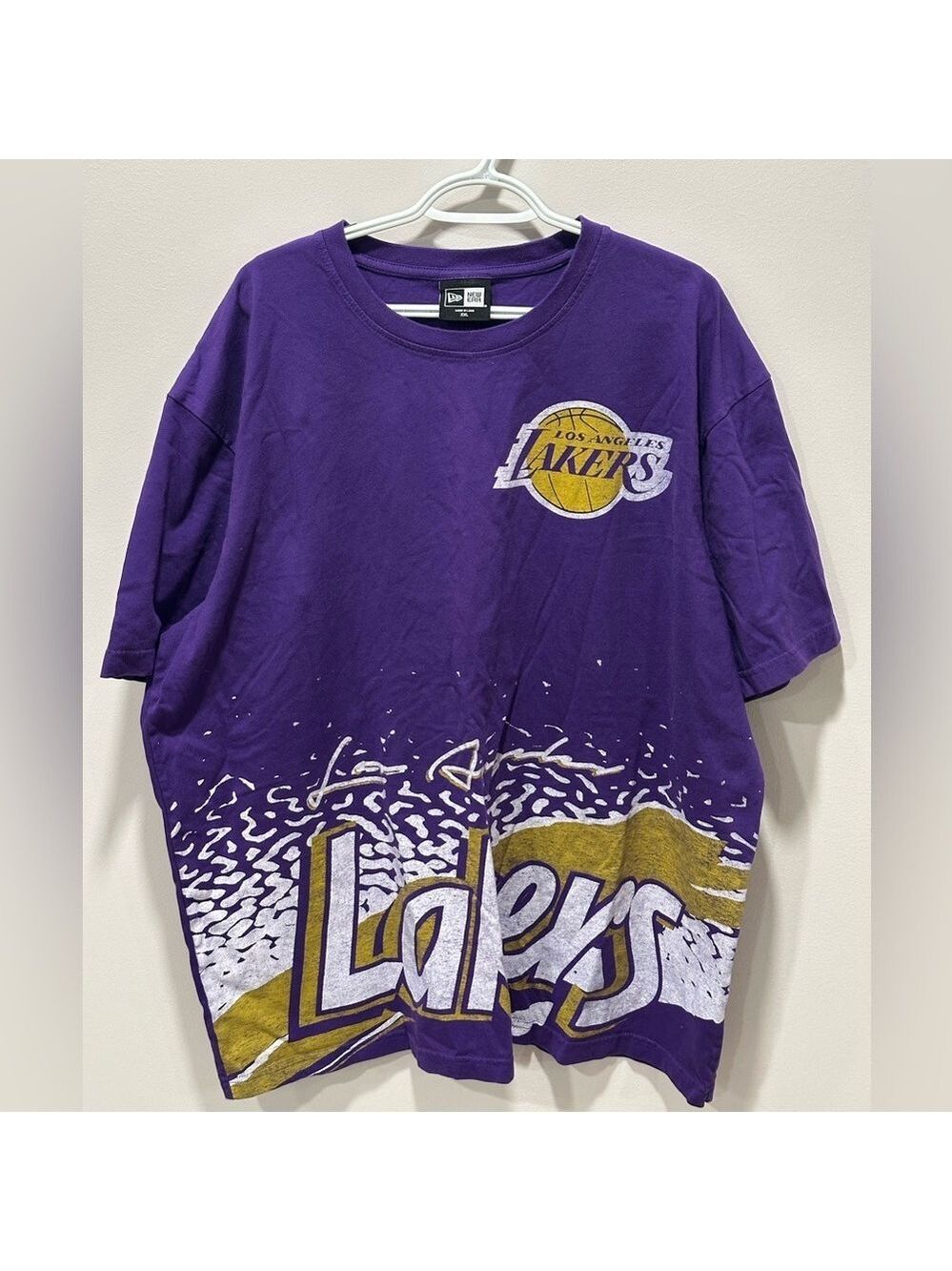 New Era Los Angeles Lakers Men’s Tee Shirt Size XXL
